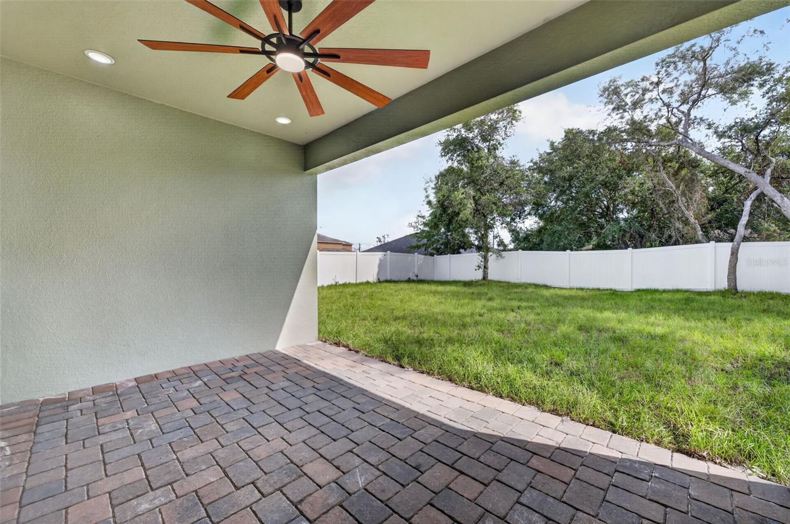 1854 Superior Ct Property Photo 34