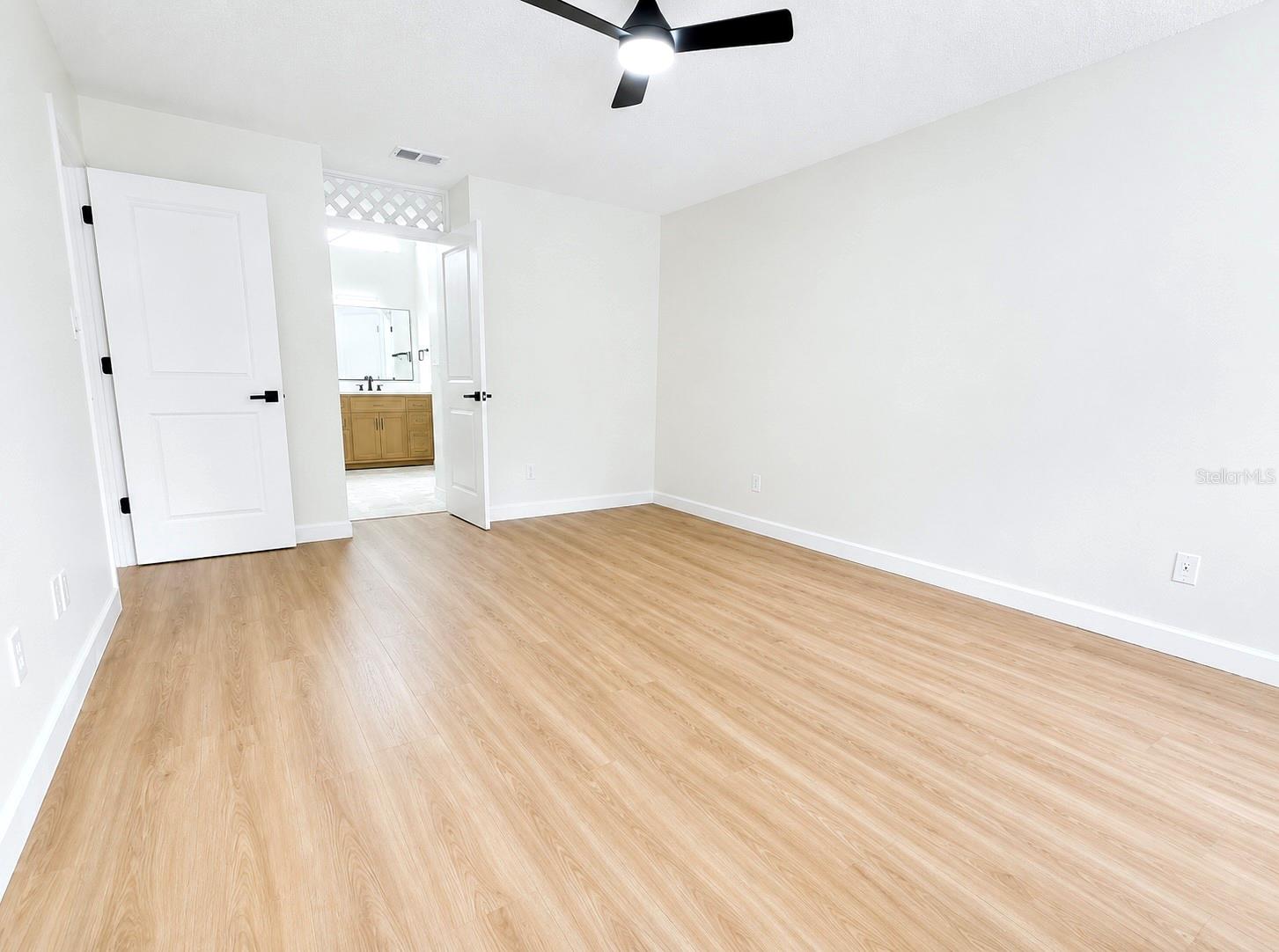 324 Ringwood Cir Property Photo 21