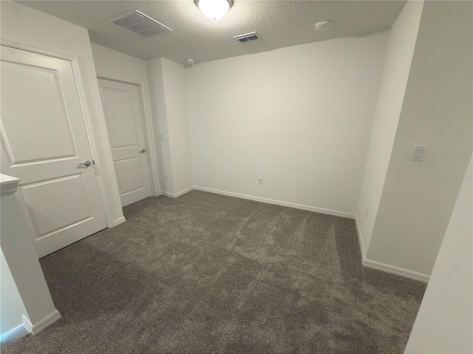 11419 Harborview St Property Photo 10