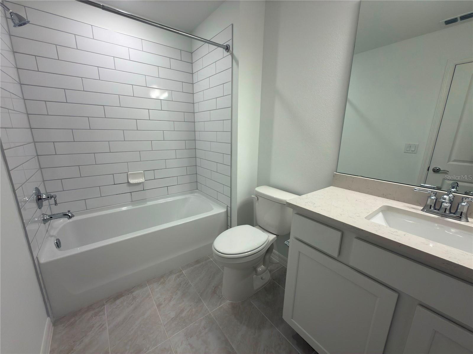 11419 Harborview St Property Photo 14
