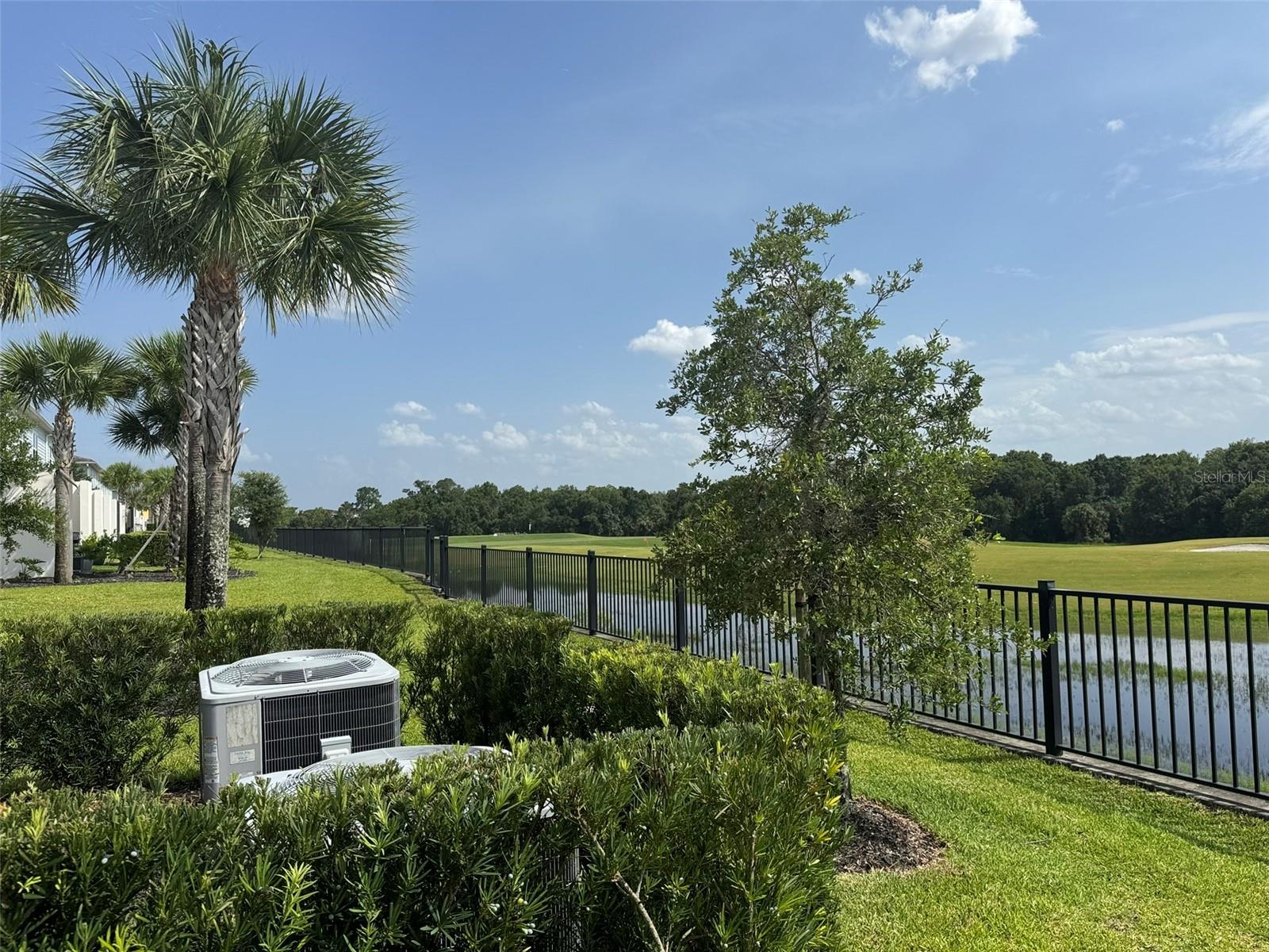 768 Driving Range Ct Property Photo 31