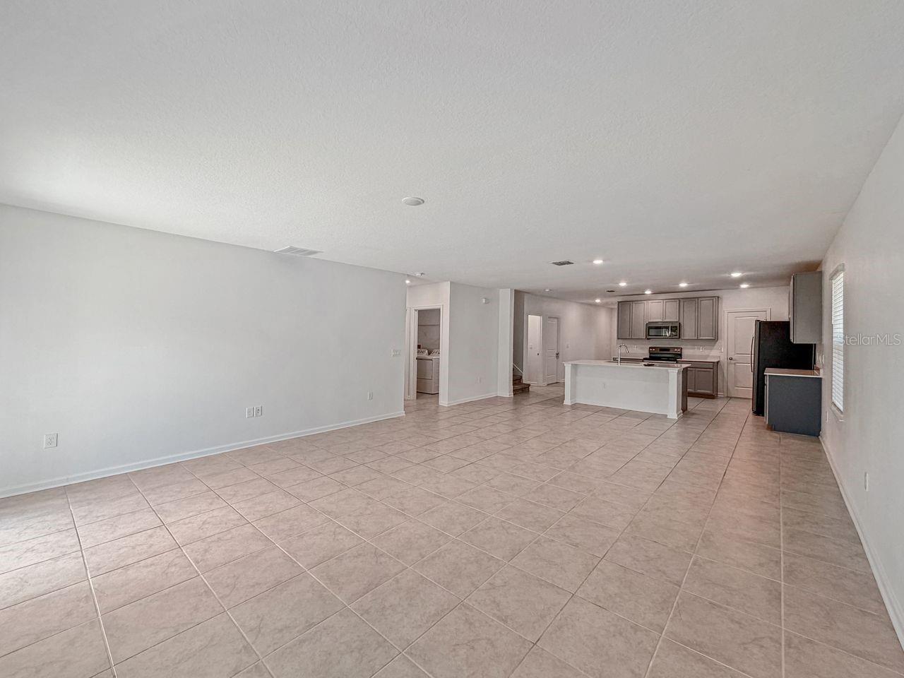 4459 Tahoe Cir Property Photo 5