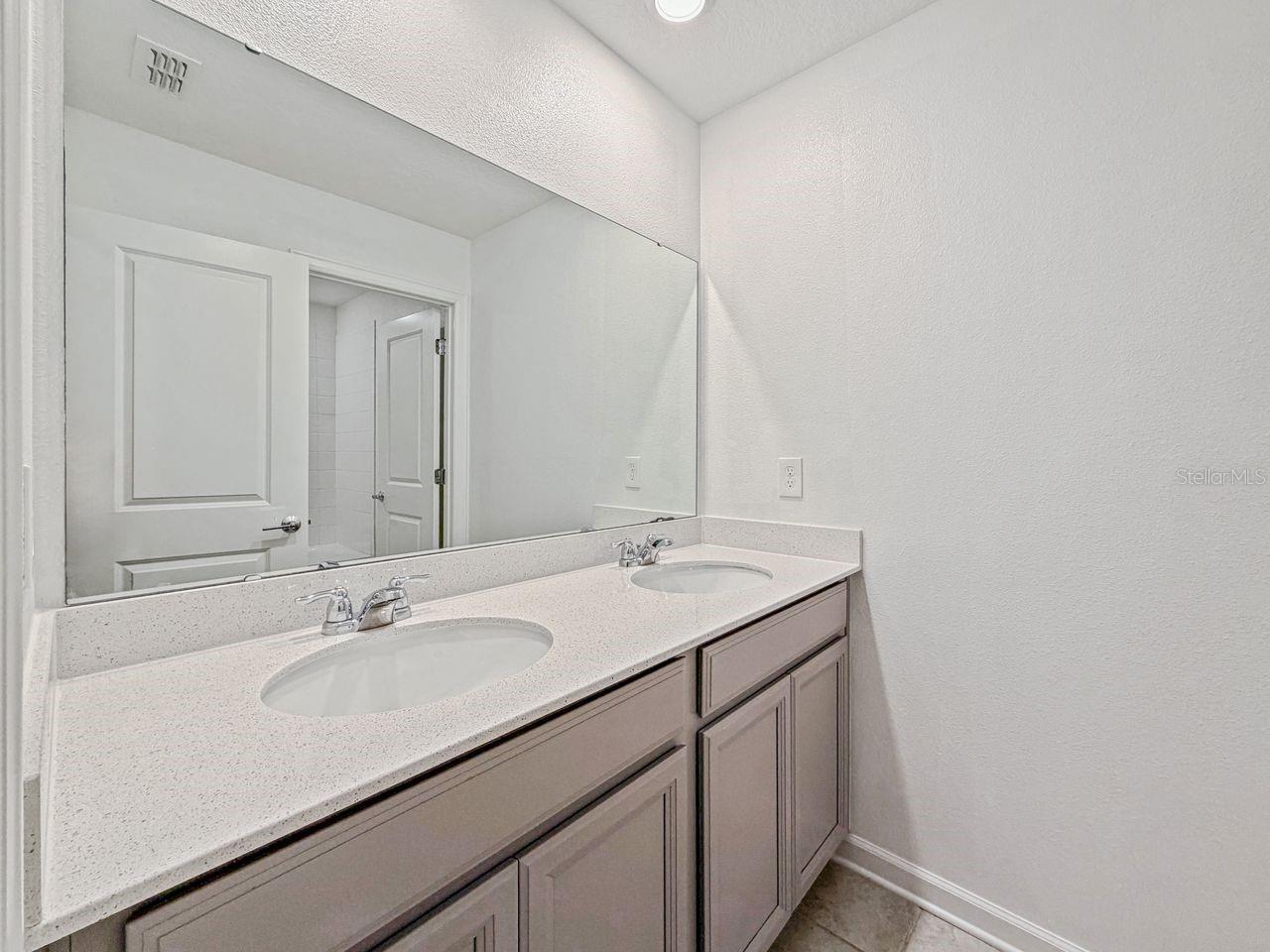 4459 Tahoe Cir Property Photo 32