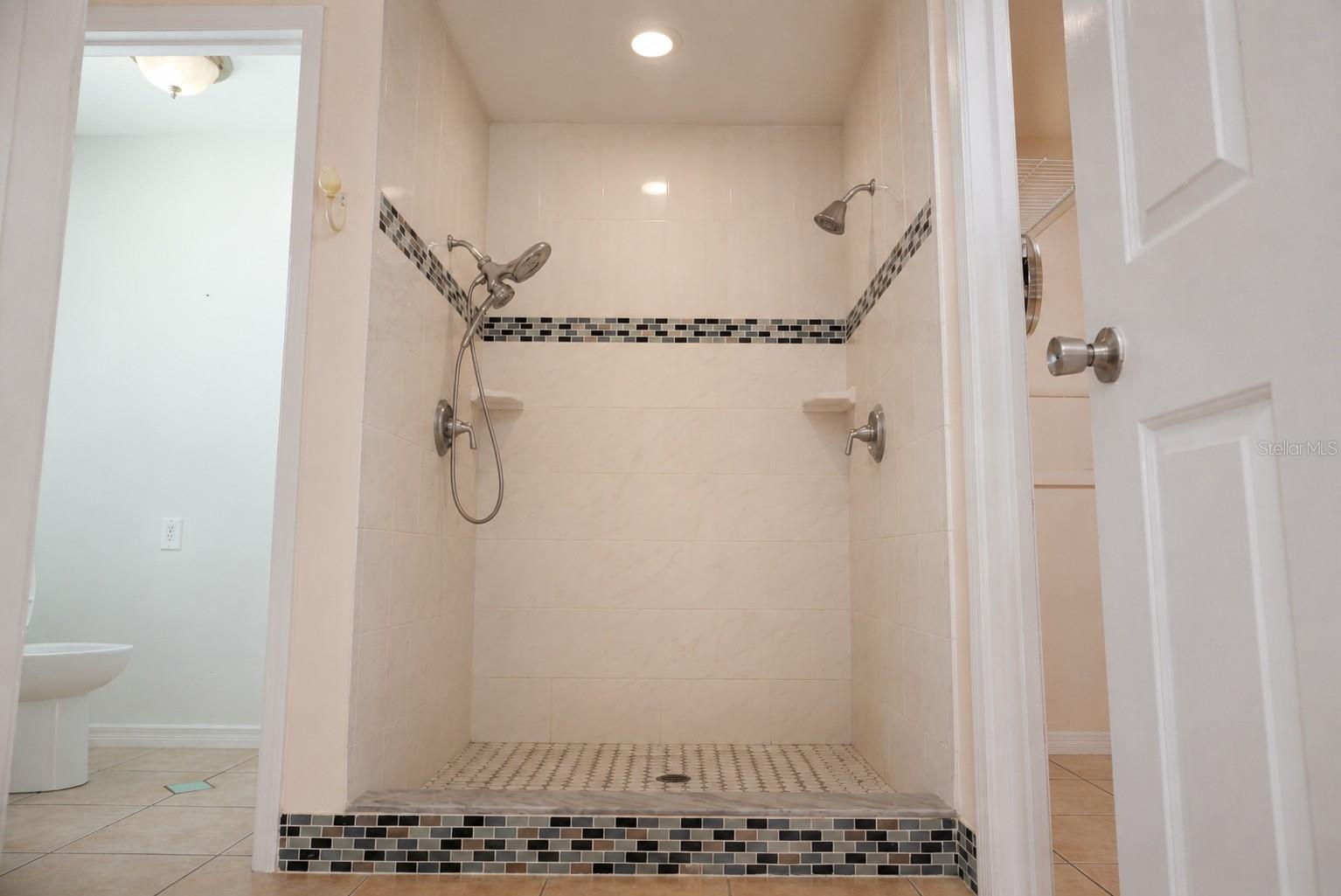 11130 Fountain Lake Blvd Property Photo 19