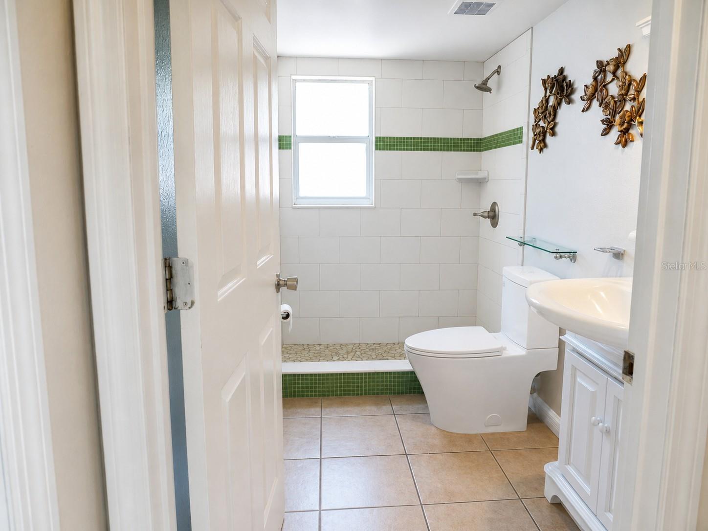 11130 Fountain Lake Blvd Property Photo 34