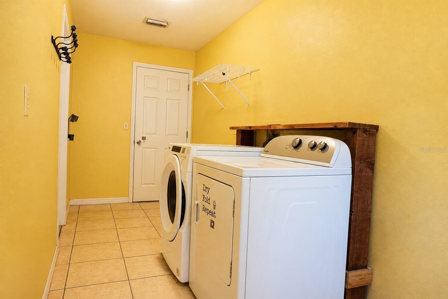 11130 Fountain Lake Blvd Property Photo 41