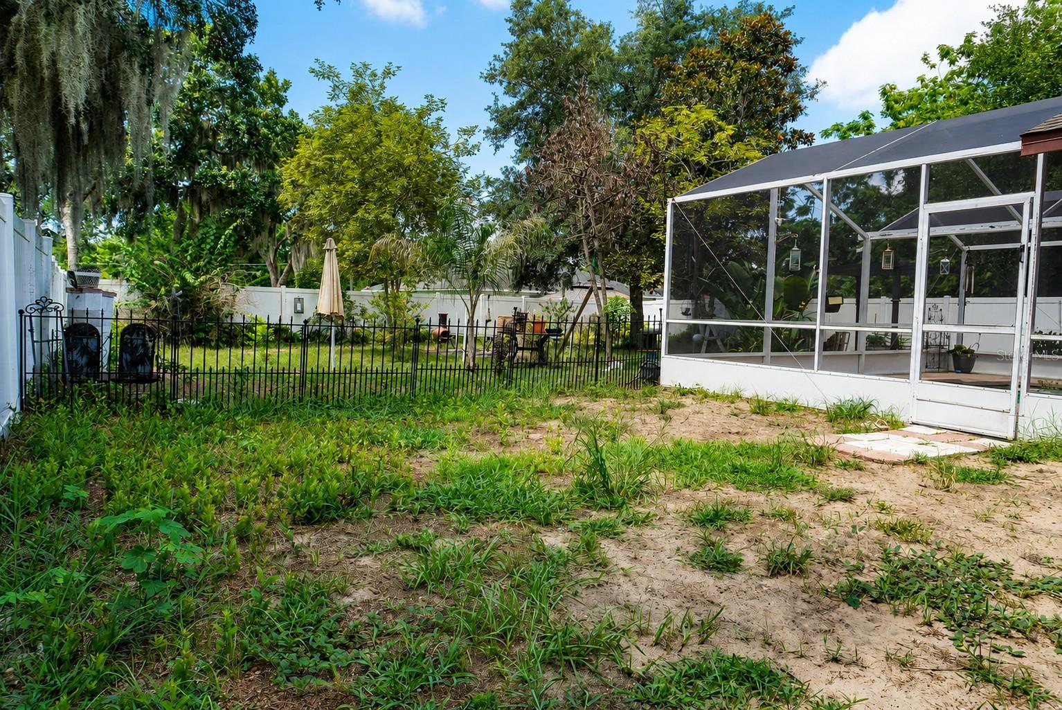 11130 Fountain Lake Blvd Property Photo 45