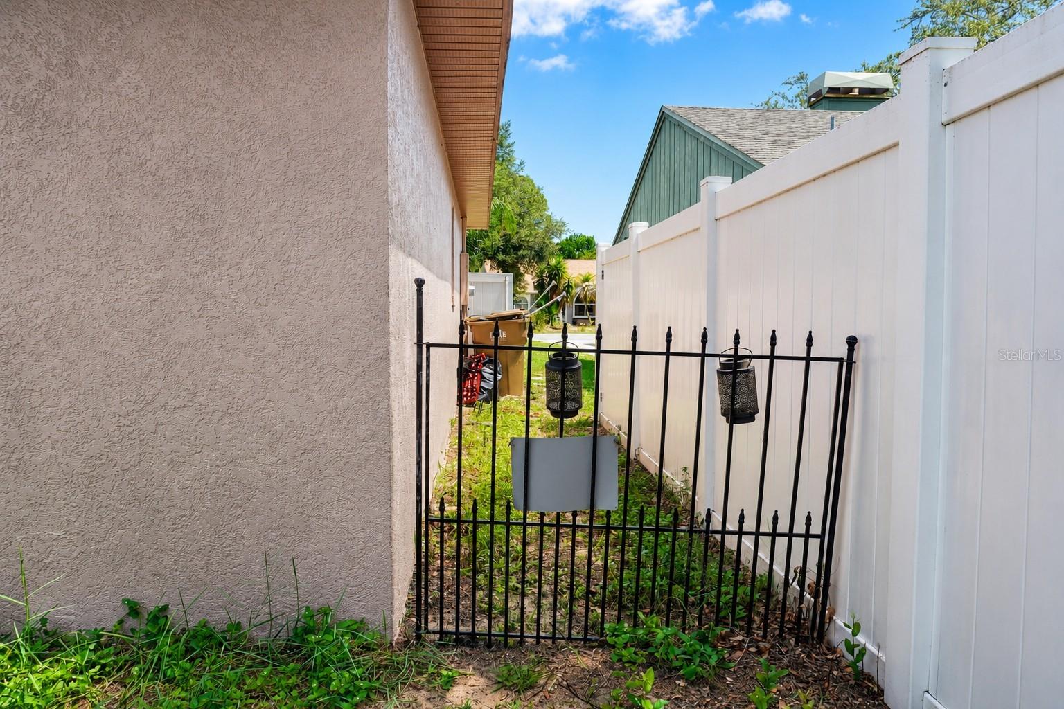 11130 Fountain Lake Blvd Property Photo 51