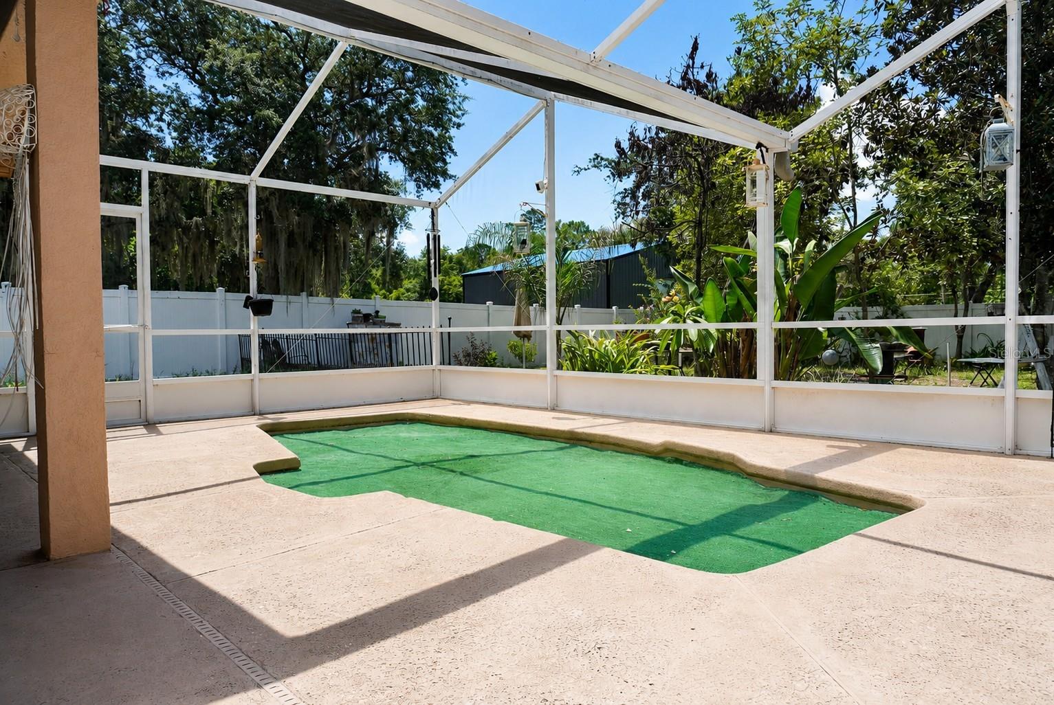 11130 Fountain Lake Blvd Property Photo 52
