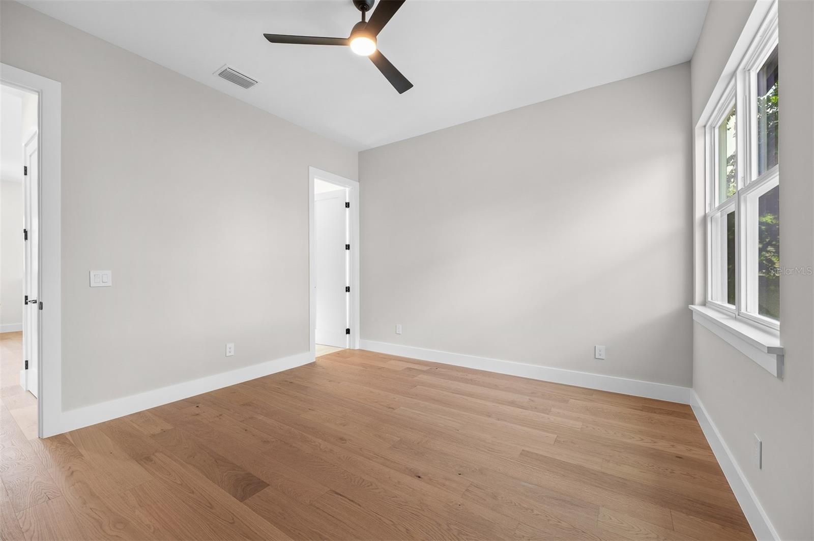 2630 Harrison Ave Property Photo 33