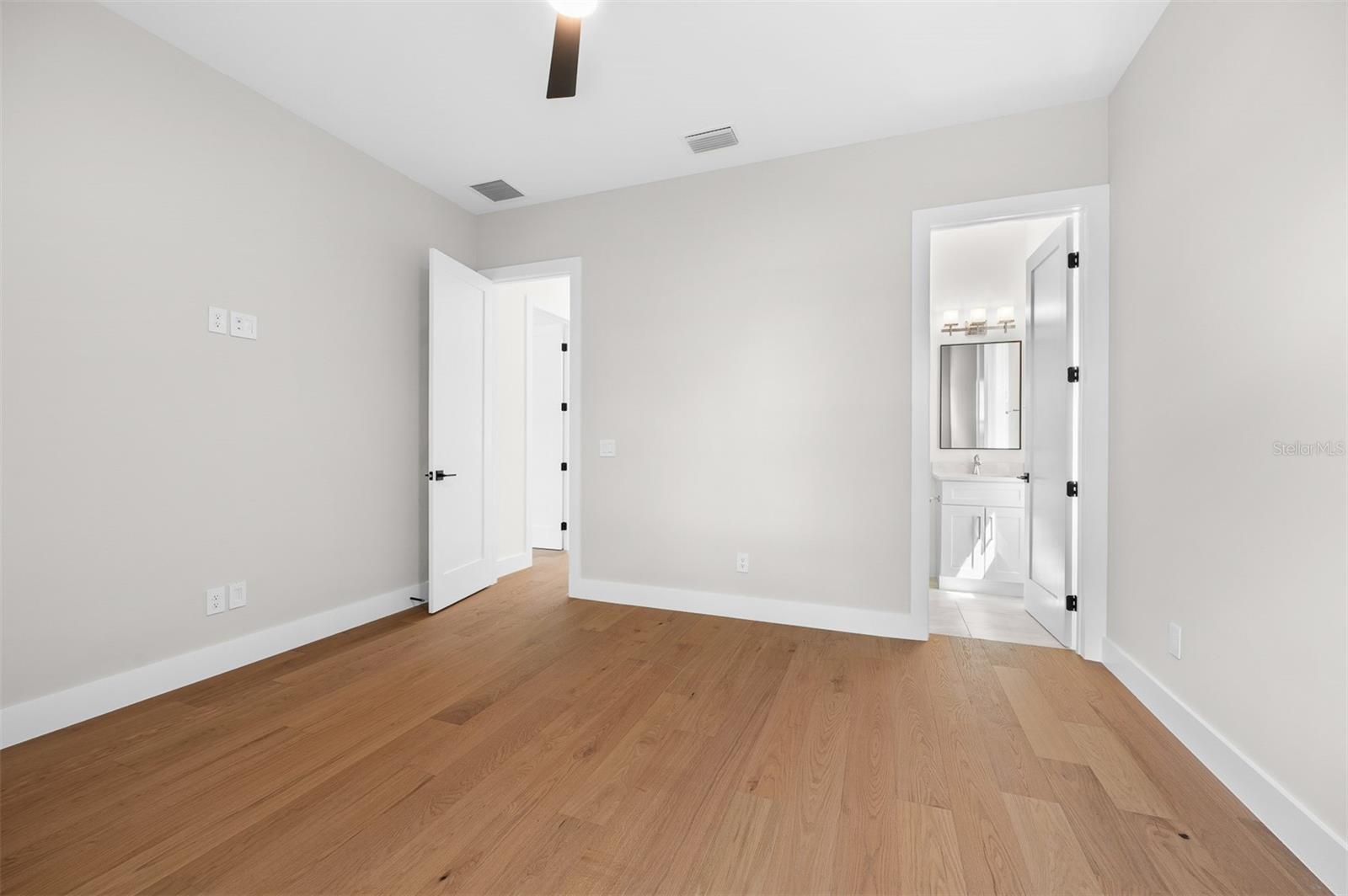 2630 Harrison Ave Property Photo 45