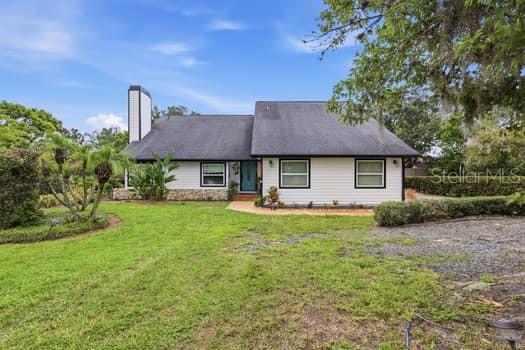 1637 Gran Via Property Photo 2