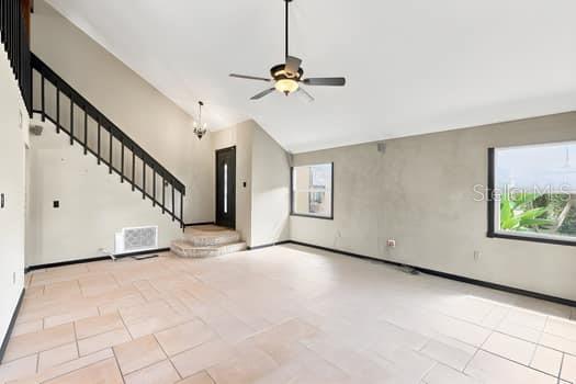 1637 Gran Via Property Photo 3