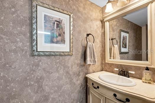 1637 Gran Via Property Photo 15