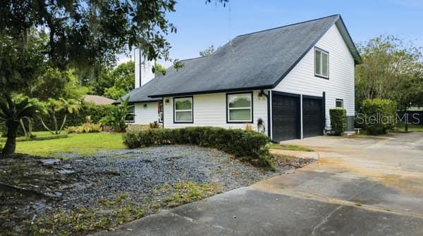 1637 Gran Via Property Photo 35