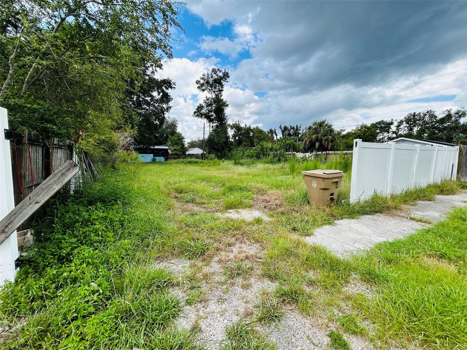 1493 Tallahassee Blvd Property Photo 7