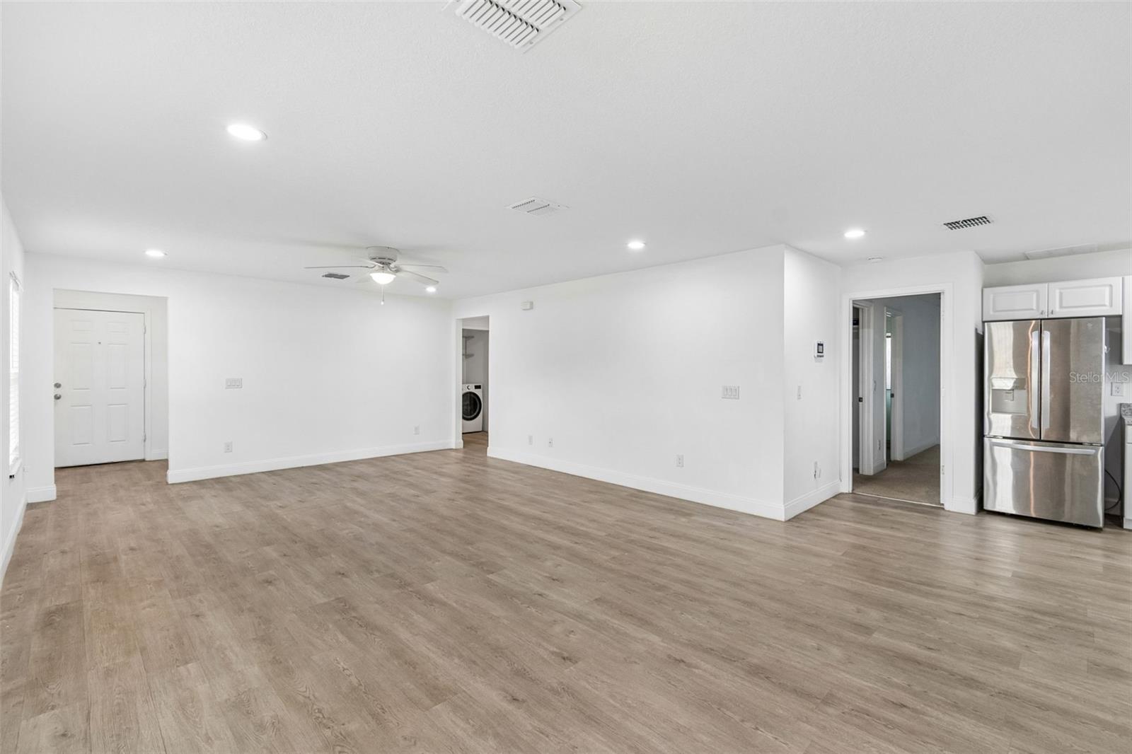 5101 Lanette St Property Photo 4