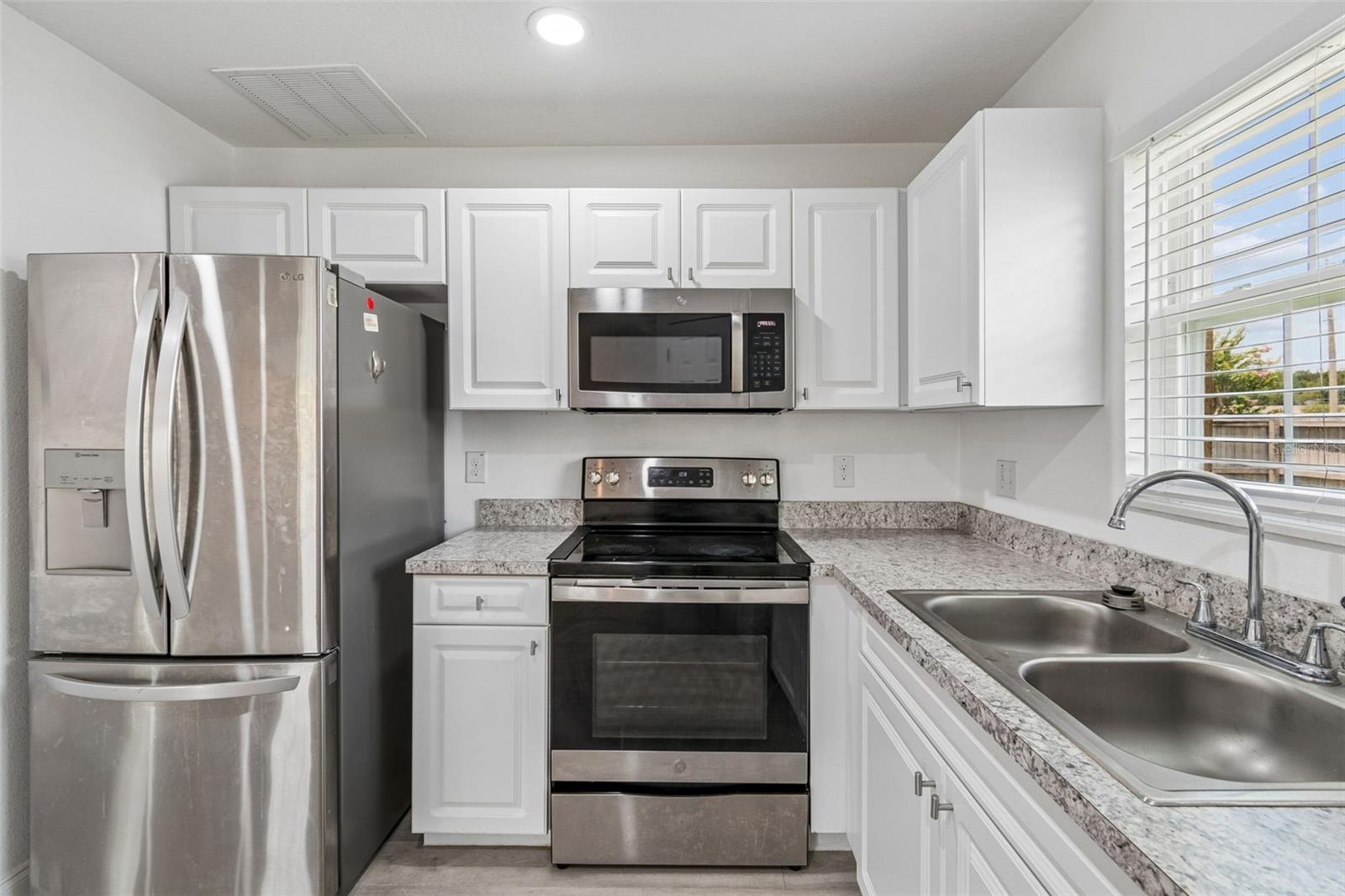 5101 Lanette St Property Photo 11