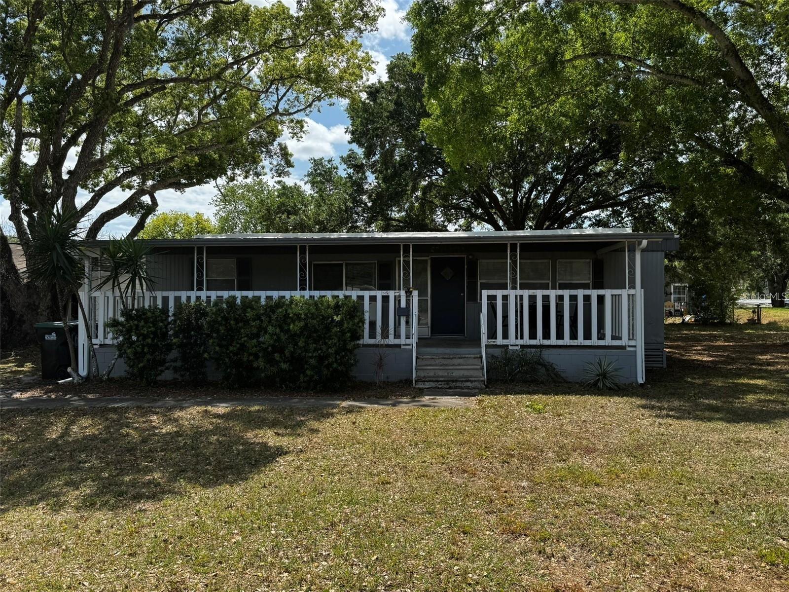 O6425978 Property Photo 1