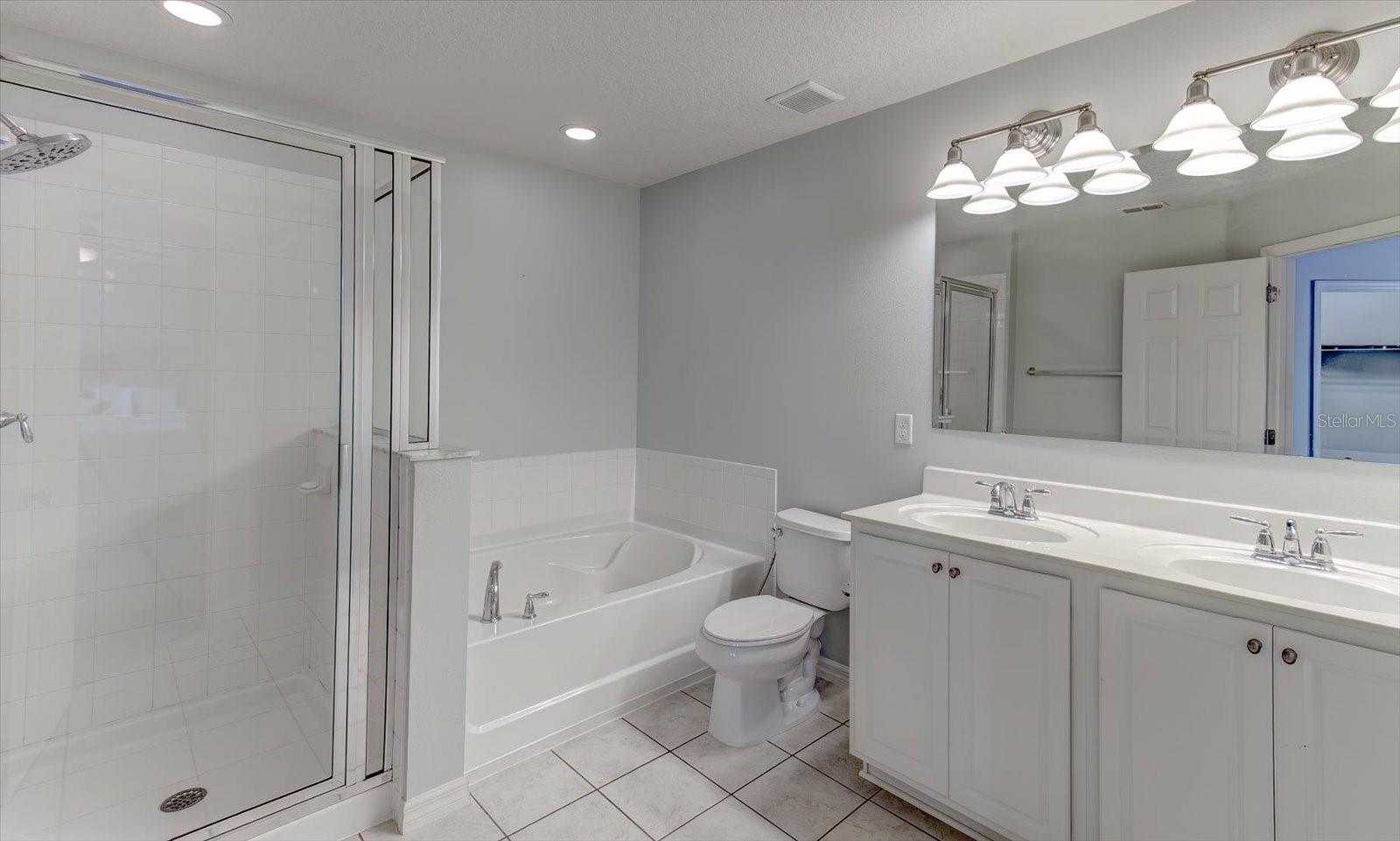 2463 Lacerta Dr Property Photo 24