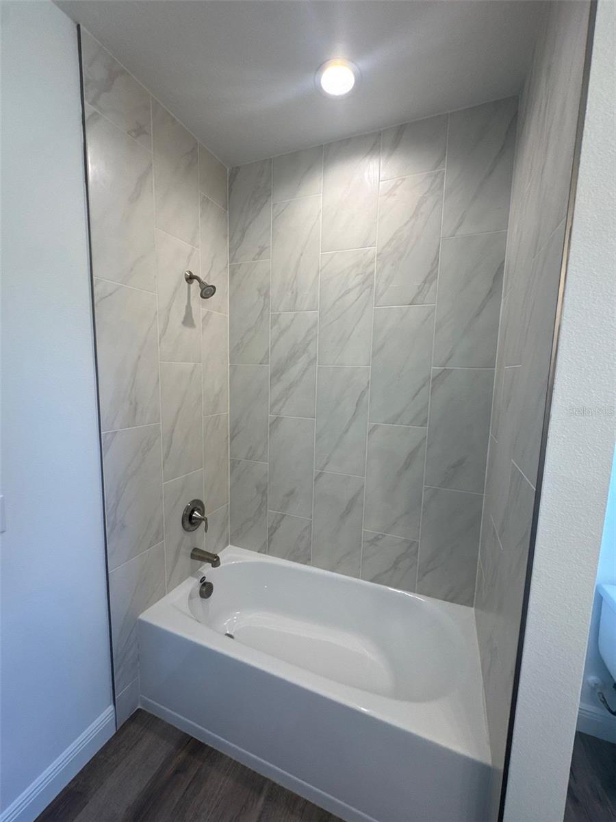 519 Ellie Ct Property Photo 18