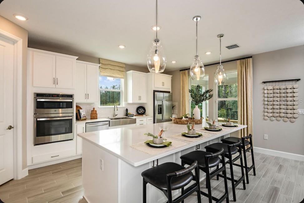 8 Armenia Ct Property Photo 2
