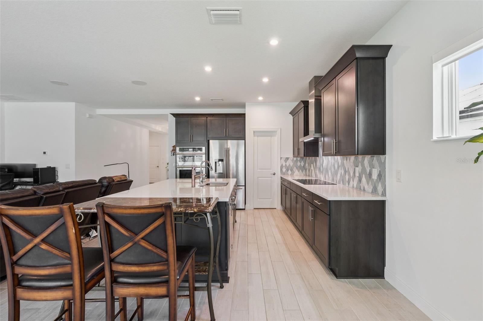 5785 Wallis Ln Property Photo 13