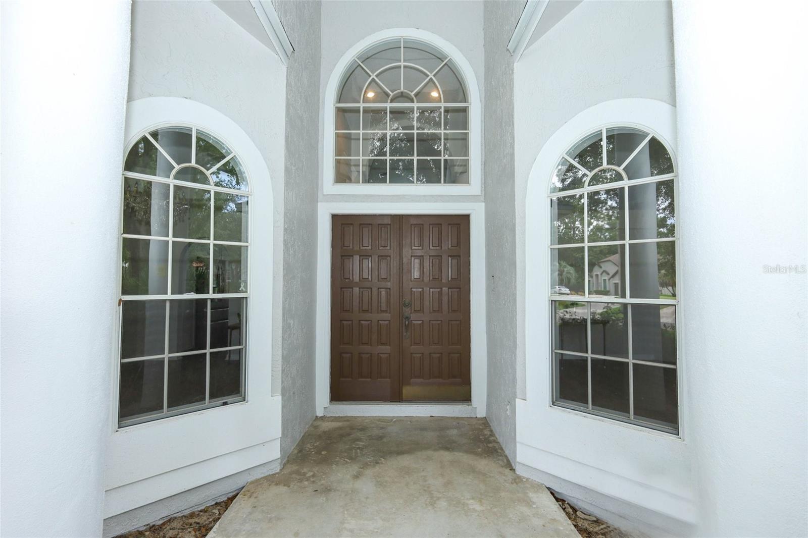 2357 Chantilly Ter Property Photo 4