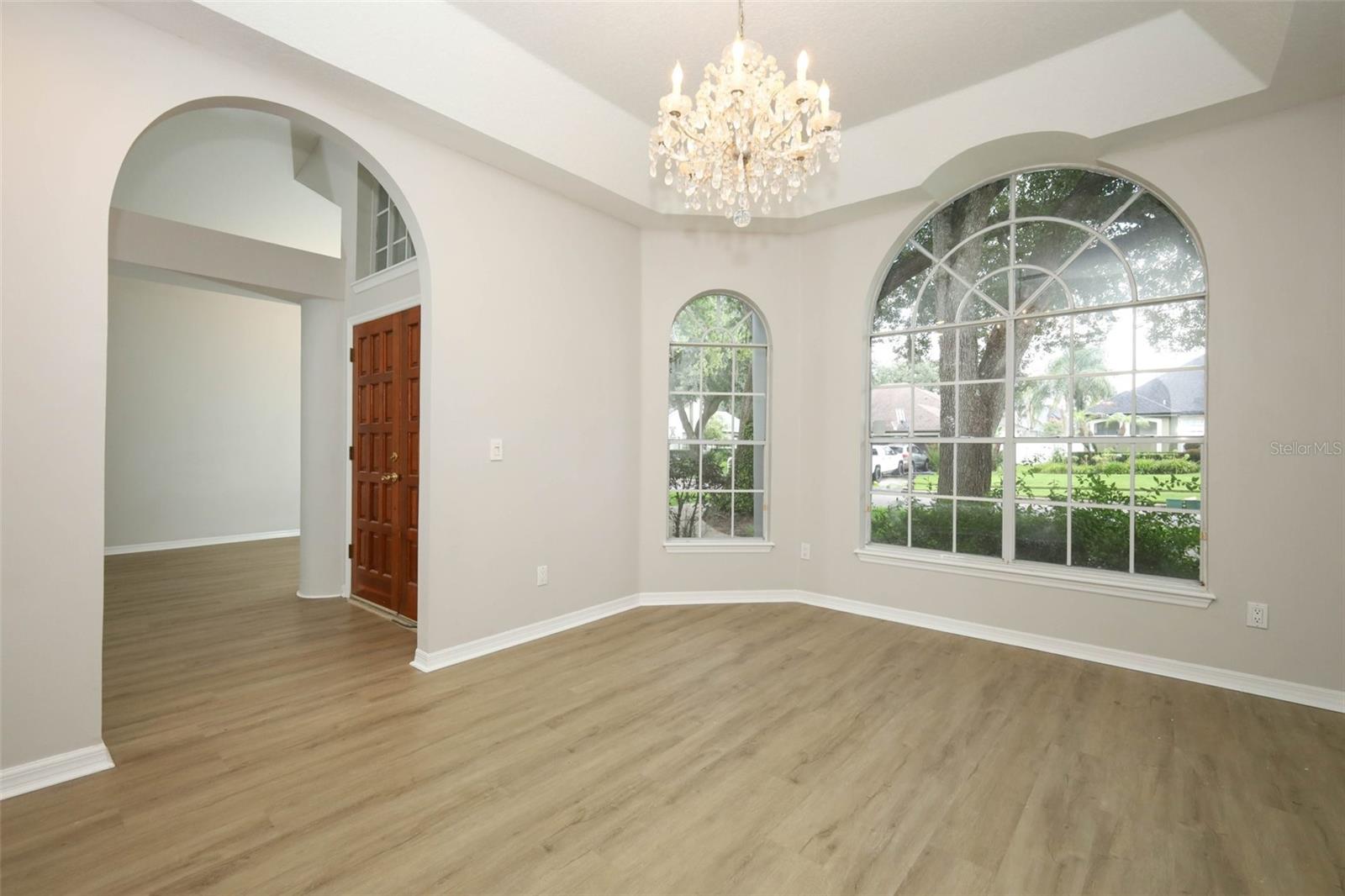 2357 Chantilly Ter Property Photo 10