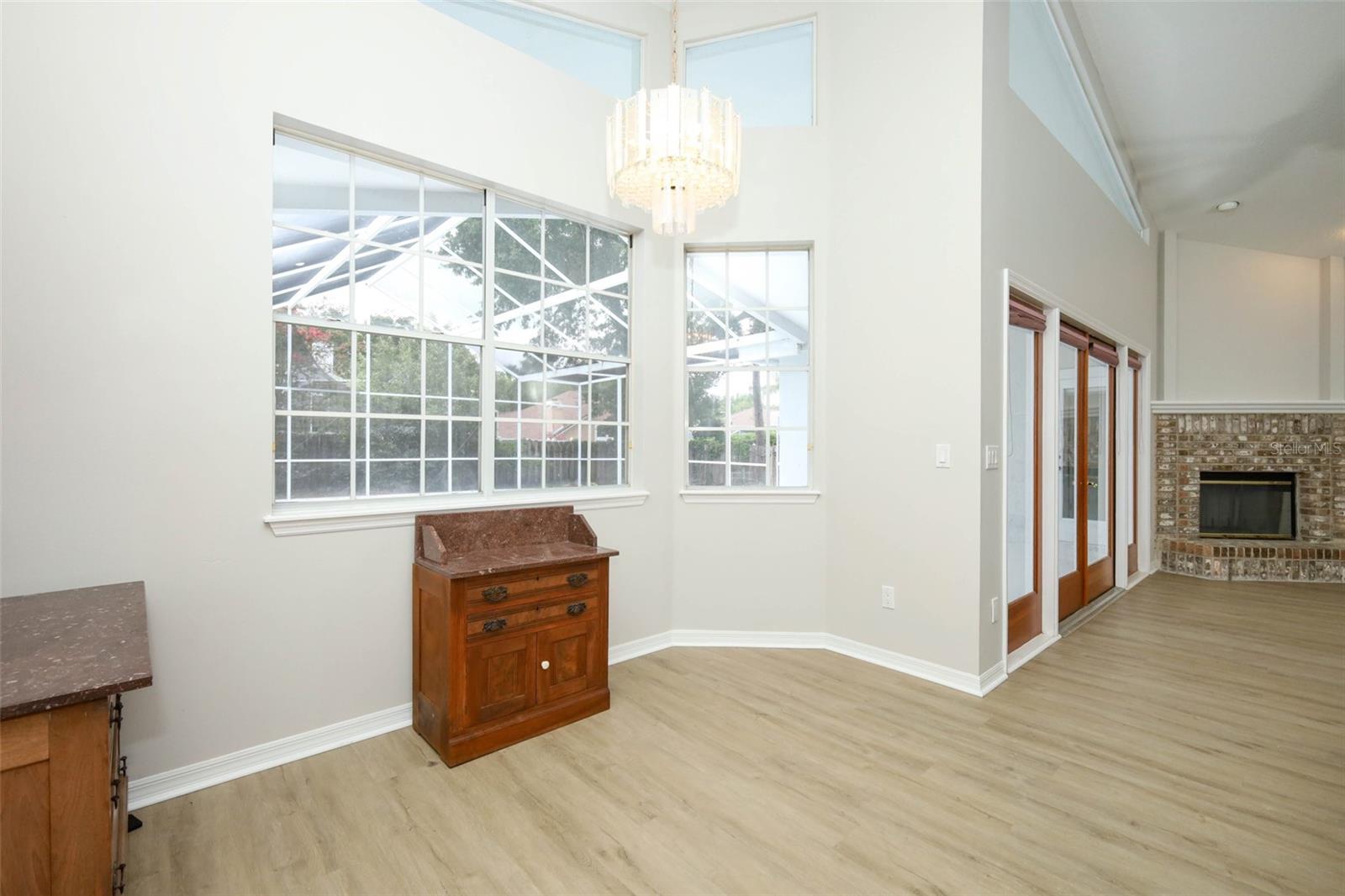 2357 Chantilly Ter Property Photo 18