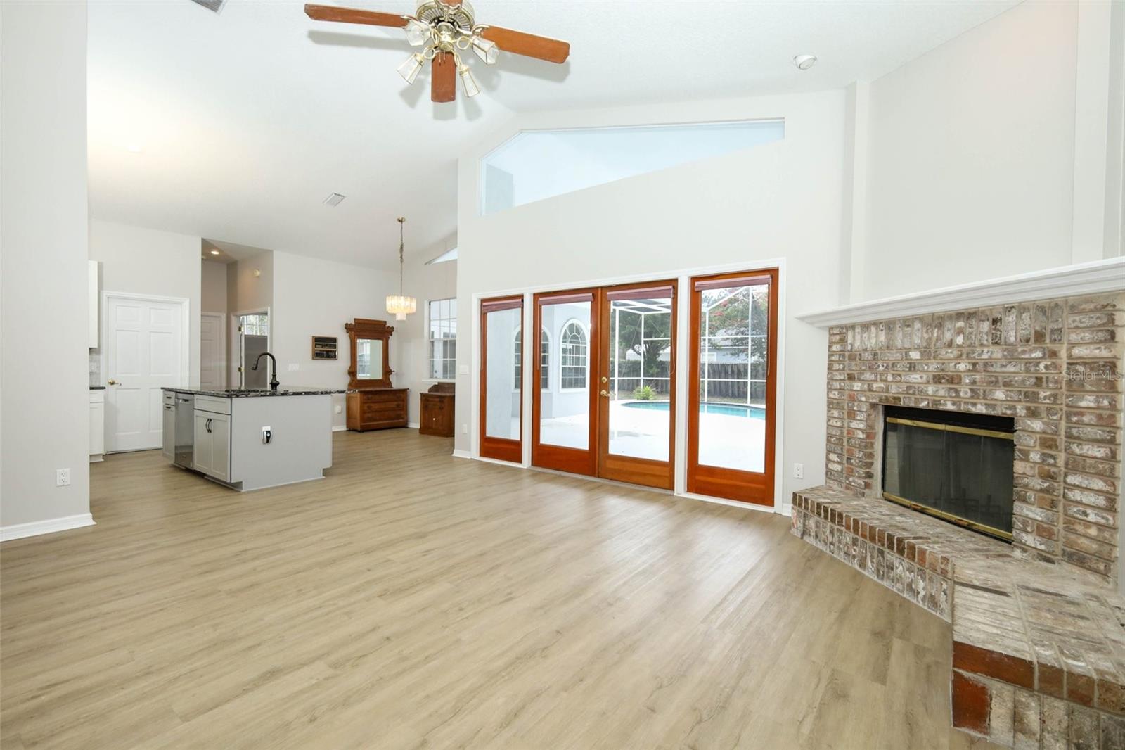 2357 Chantilly Ter Property Photo 19