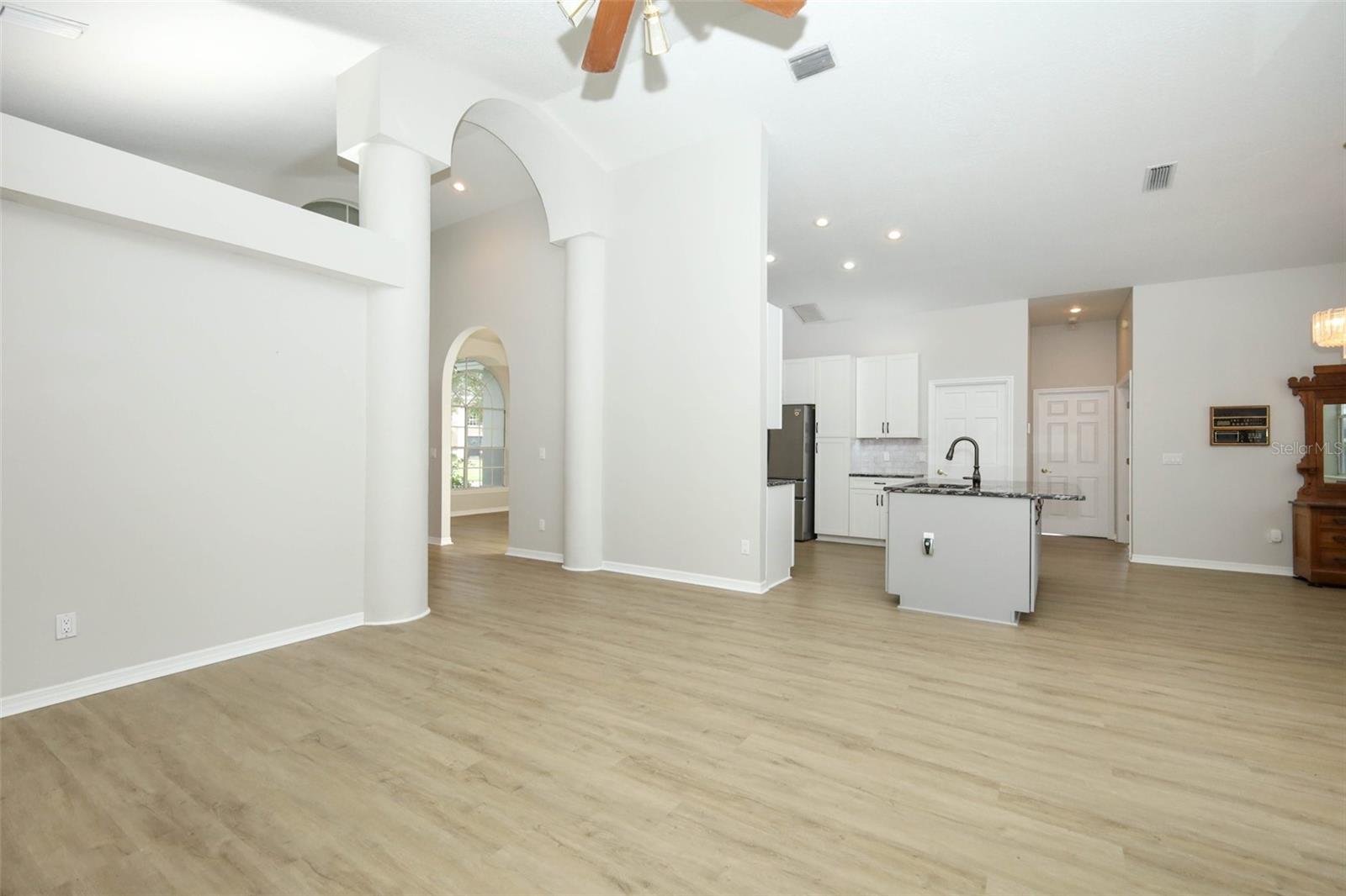 2357 Chantilly Ter Property Photo 22