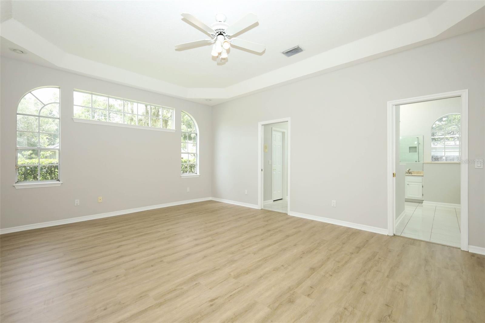 2357 Chantilly Ter Property Photo 25