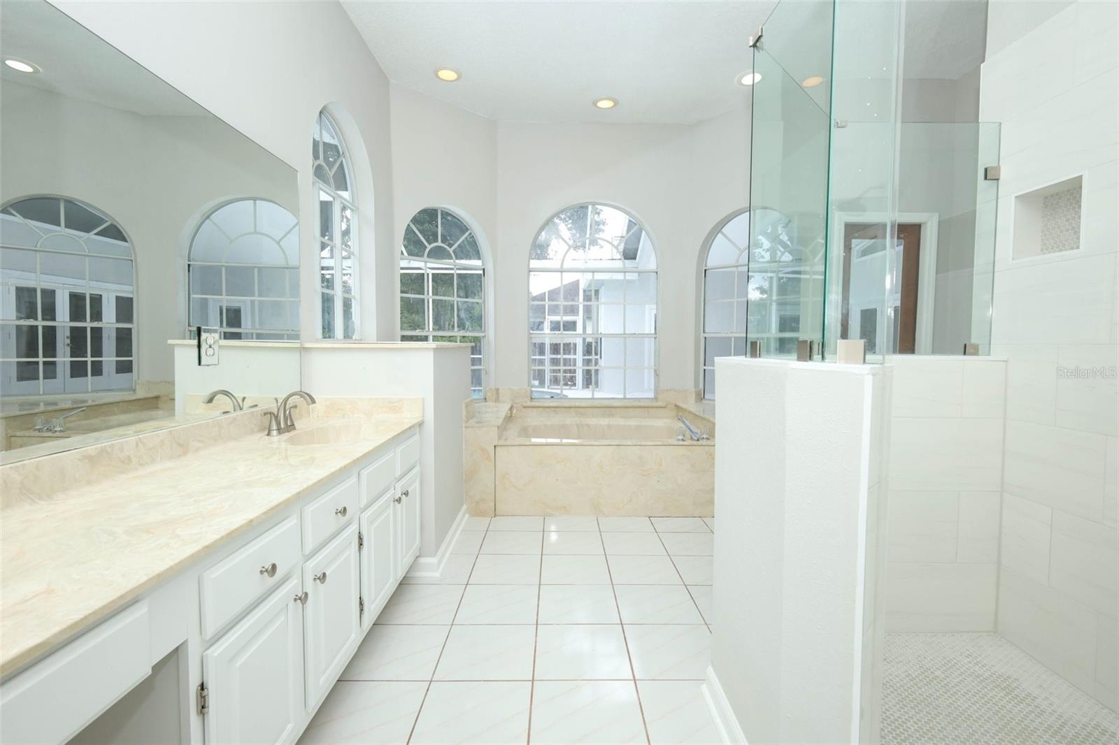 2357 Chantilly Ter Property Photo 26