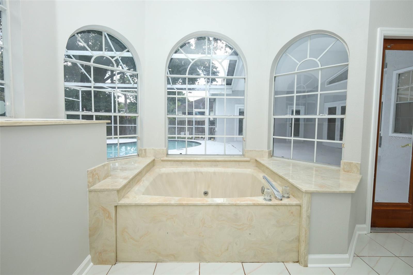 2357 Chantilly Ter Property Photo 27