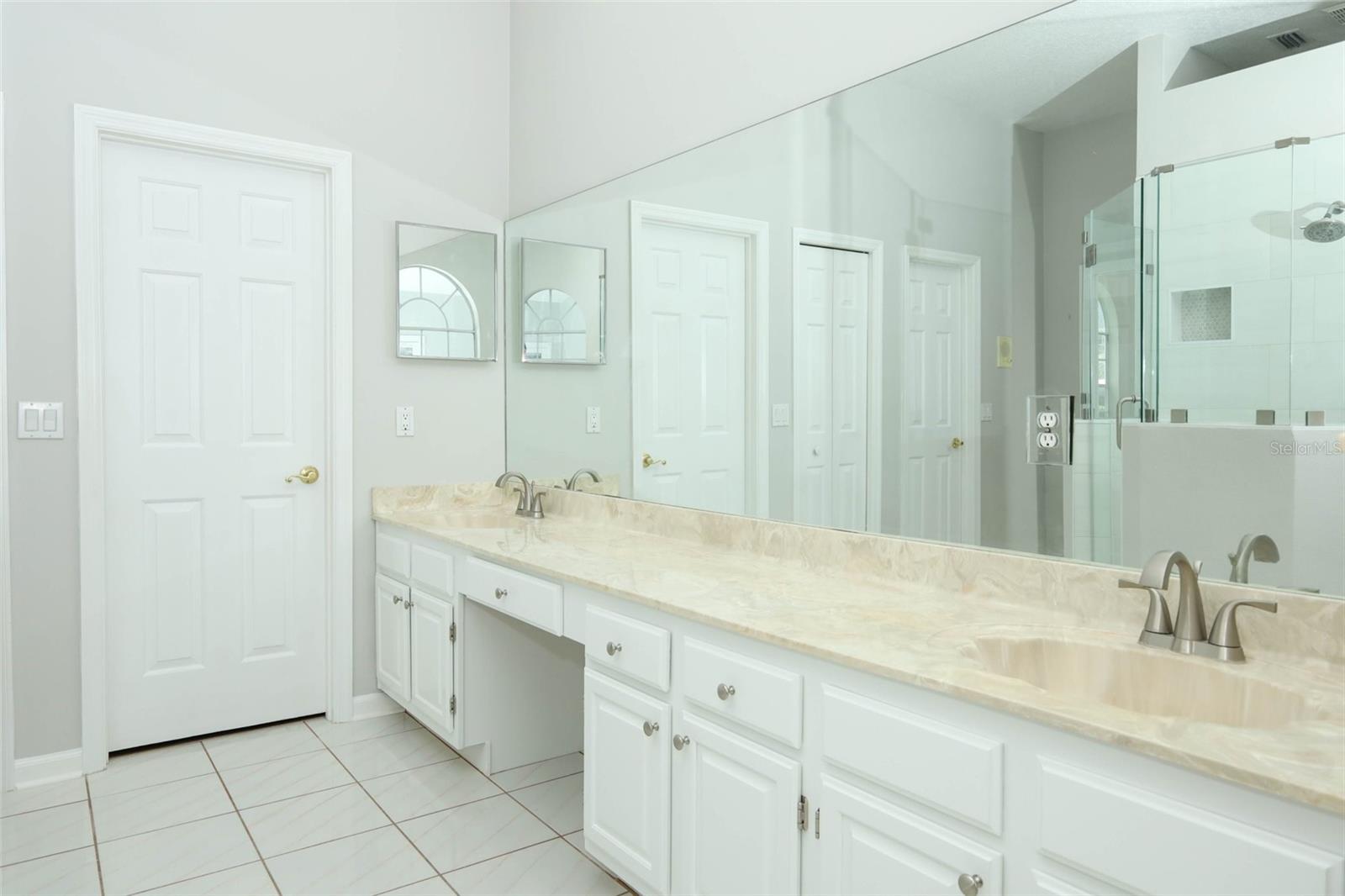 2357 Chantilly Ter Property Photo 32