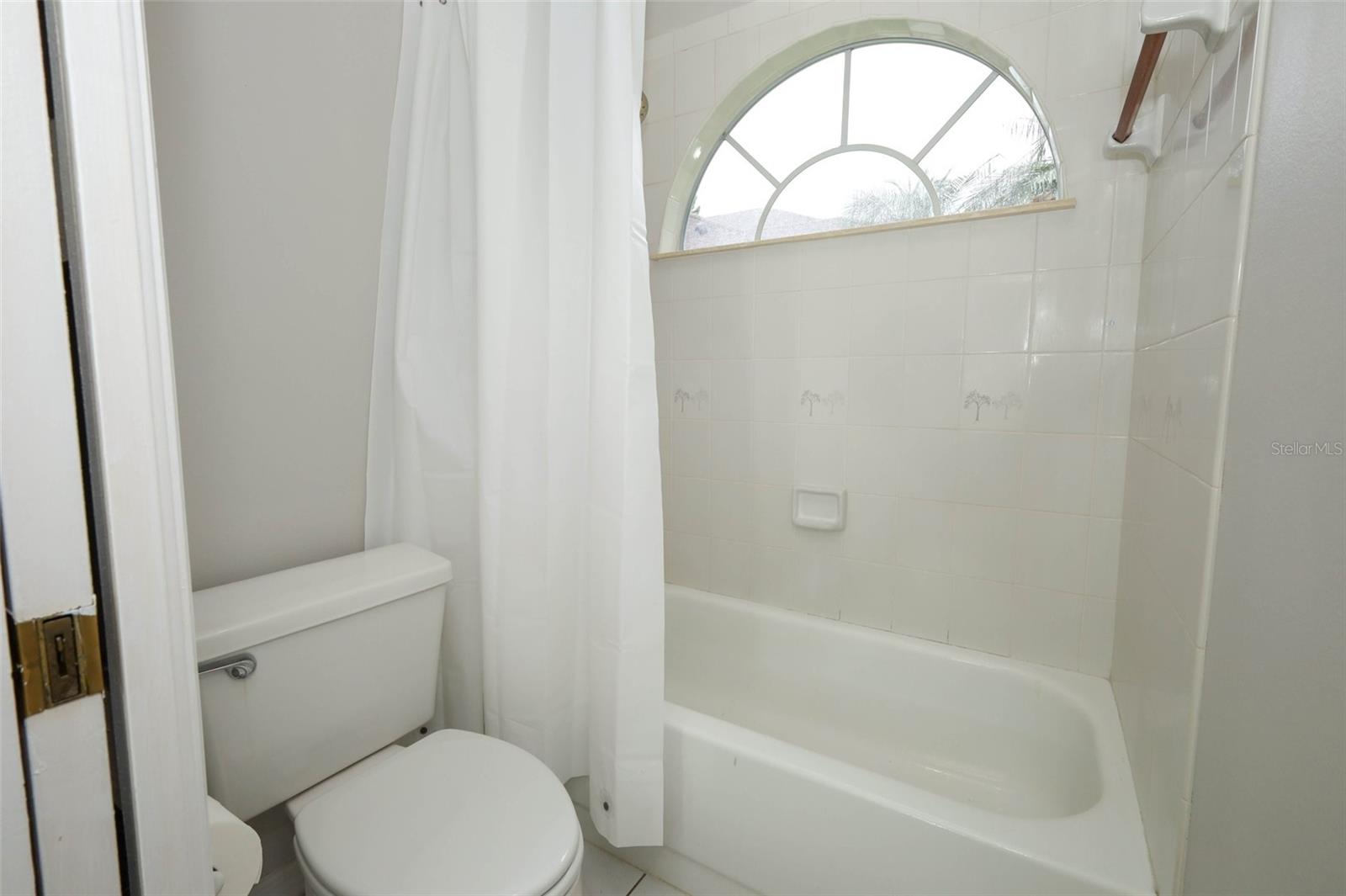 2357 Chantilly Ter Property Photo 37