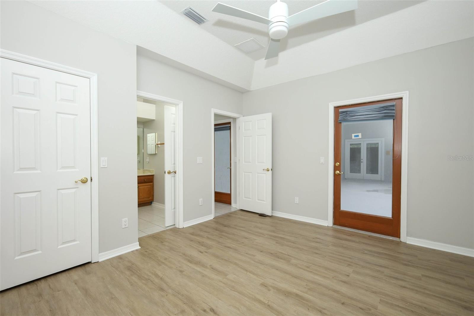 2357 Chantilly Ter Property Photo 40