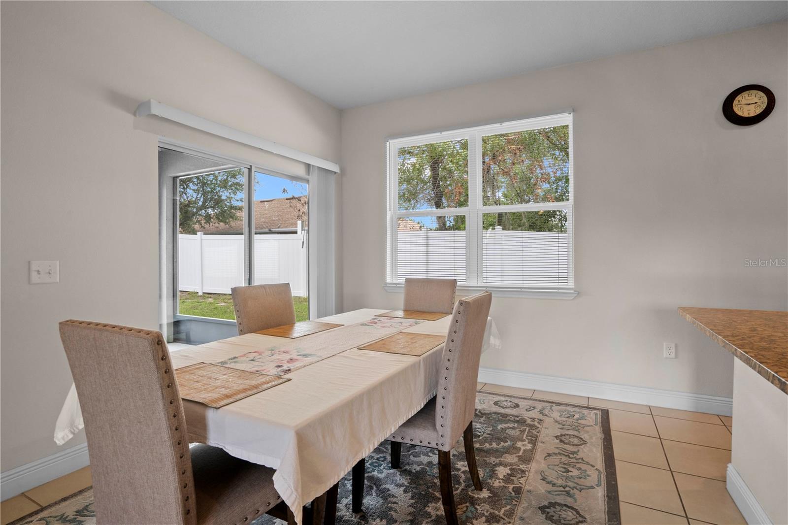 464 Danube Dr Property Photo 12