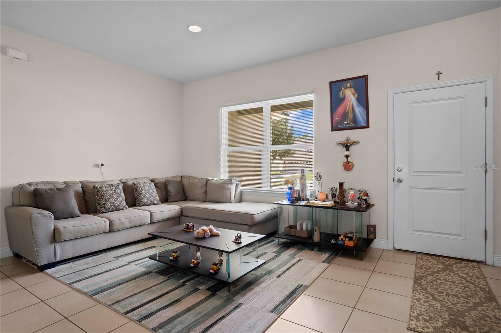 464 Danube Dr Property Photo 13