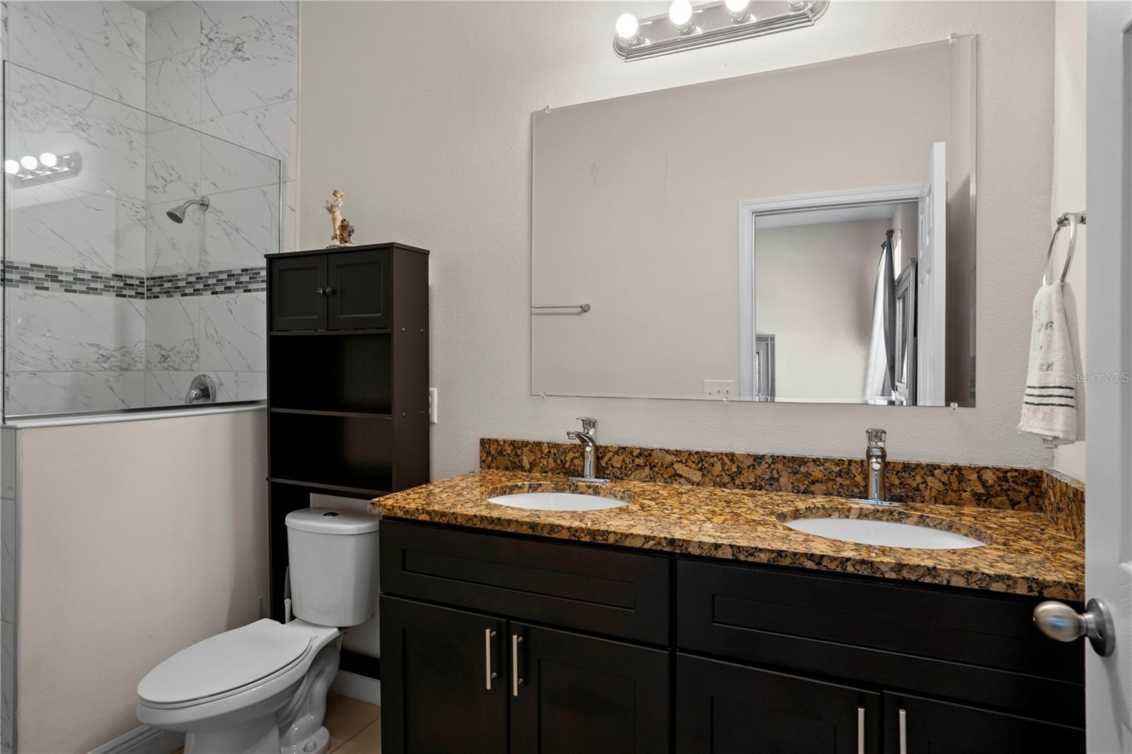 464 Danube Dr Property Photo 18