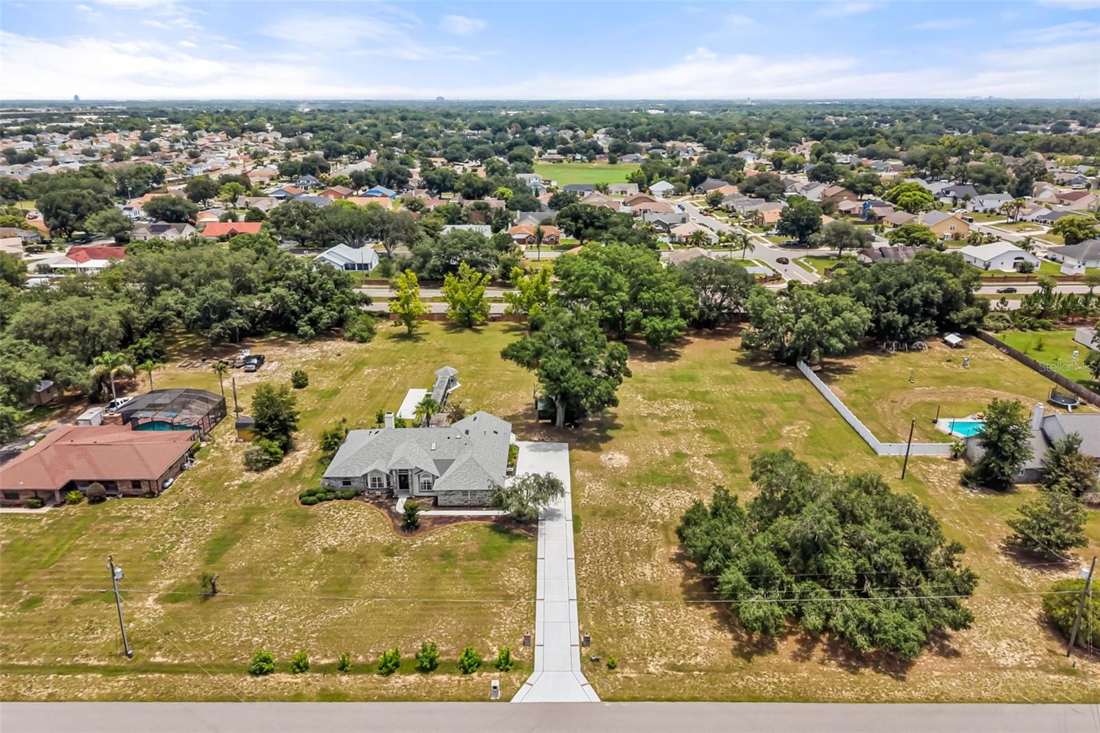 6231 Albeth Rd Property Photo 6