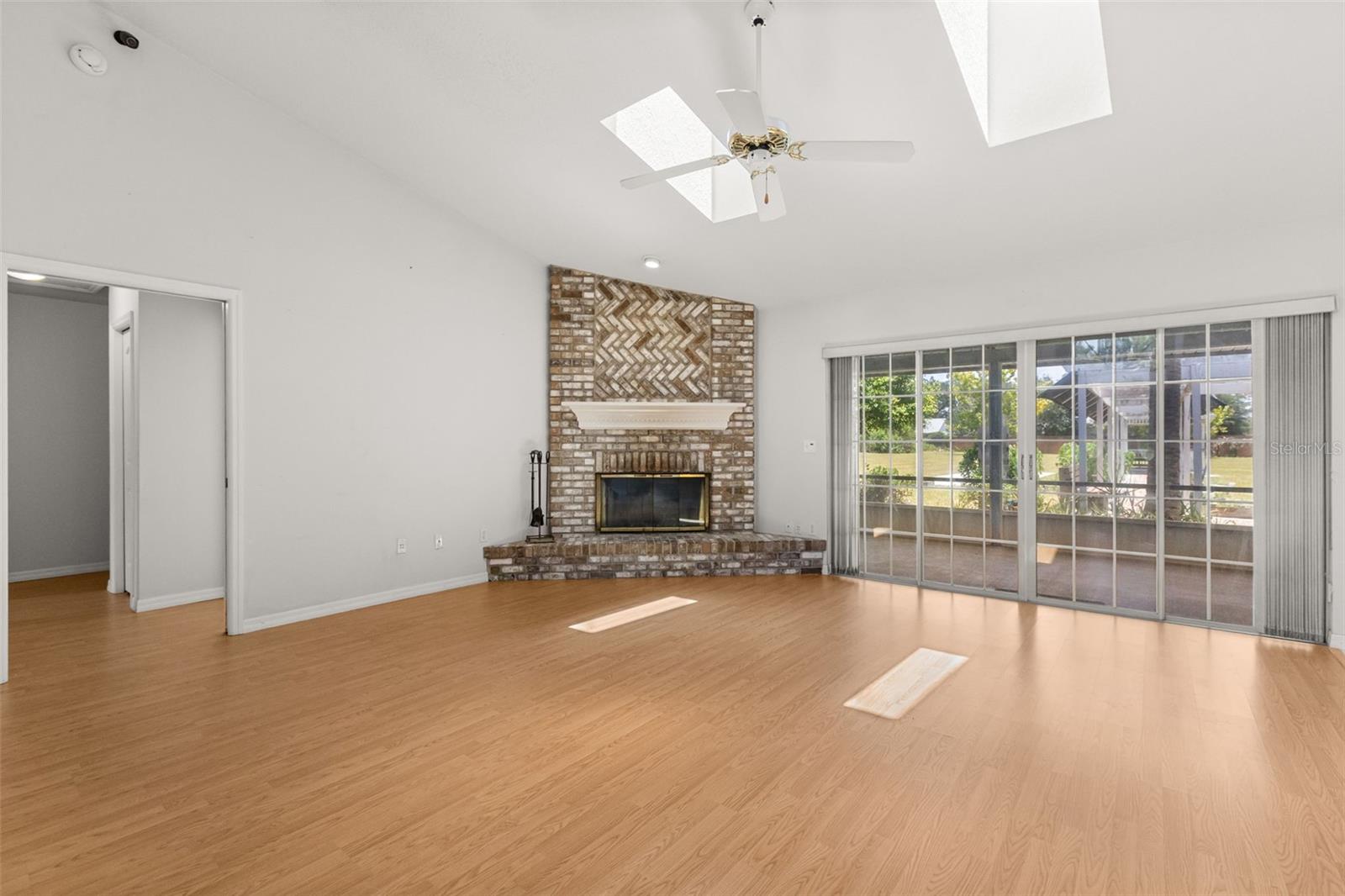 6231 Albeth Rd Property Photo 11