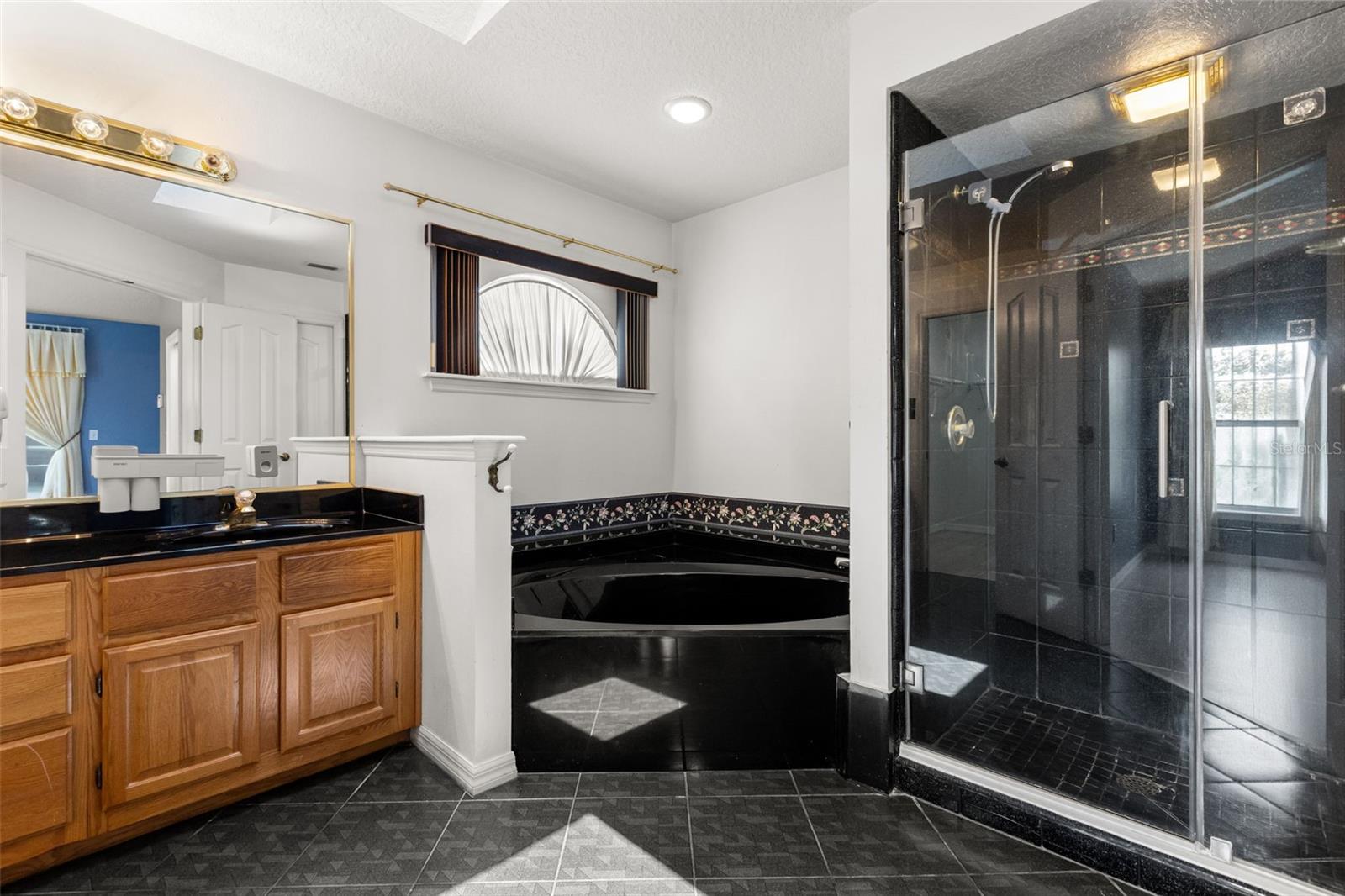 6231 Albeth Rd Property Photo 30