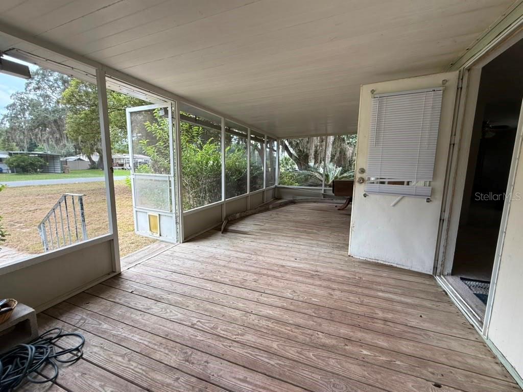 27416 Walnut Ave Property Photo 6