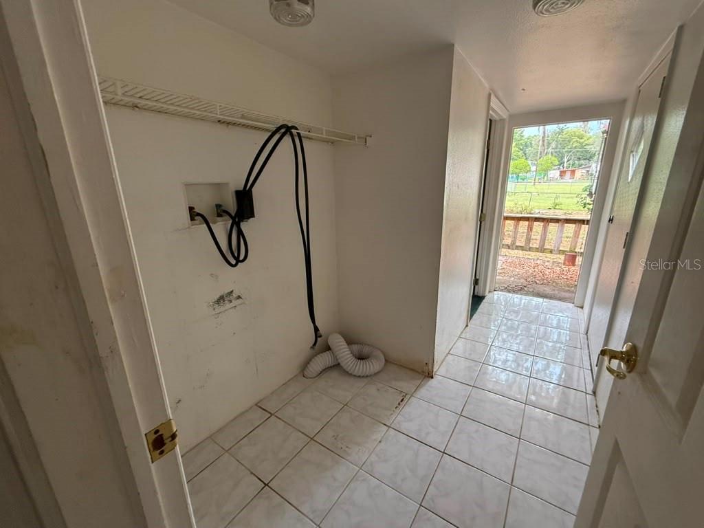 27416 Walnut Ave Property Photo 33