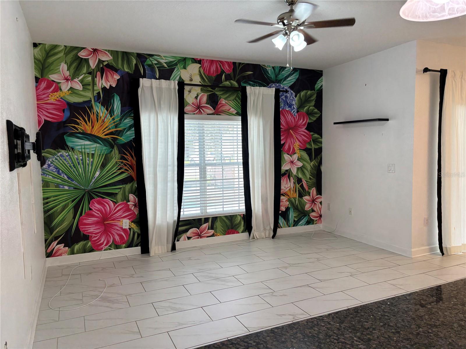 1591 Moon Valley Dr Property Photo 4