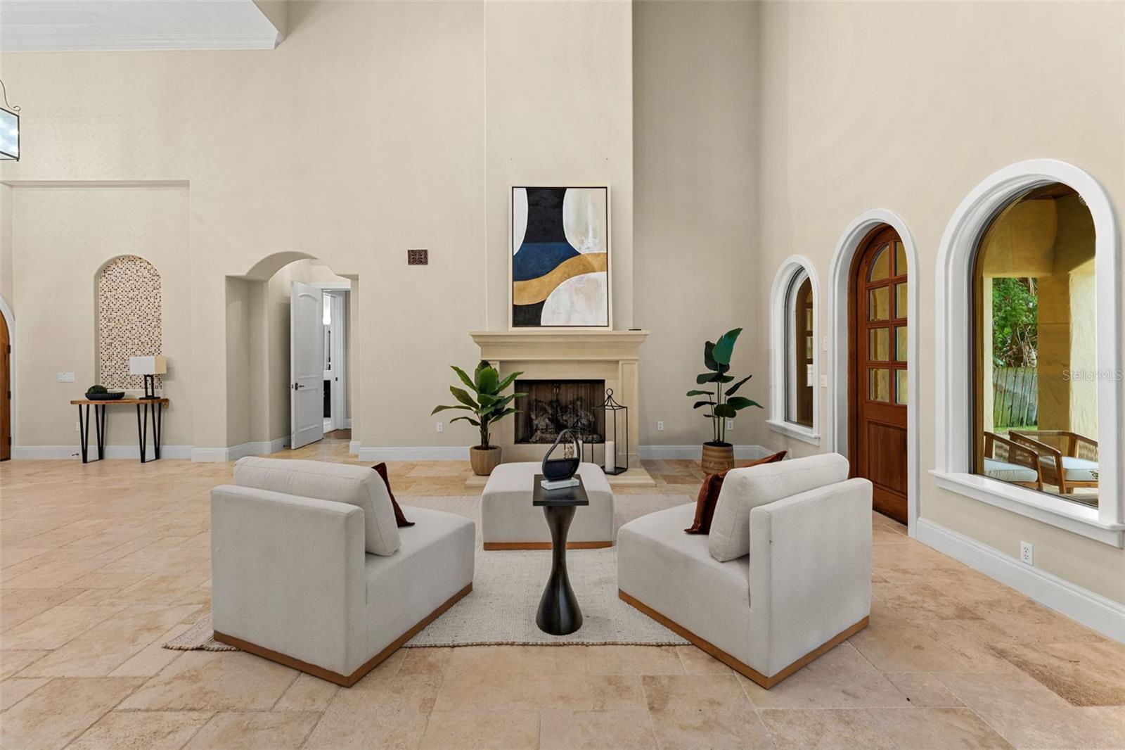O6426052 Property Photo 12
