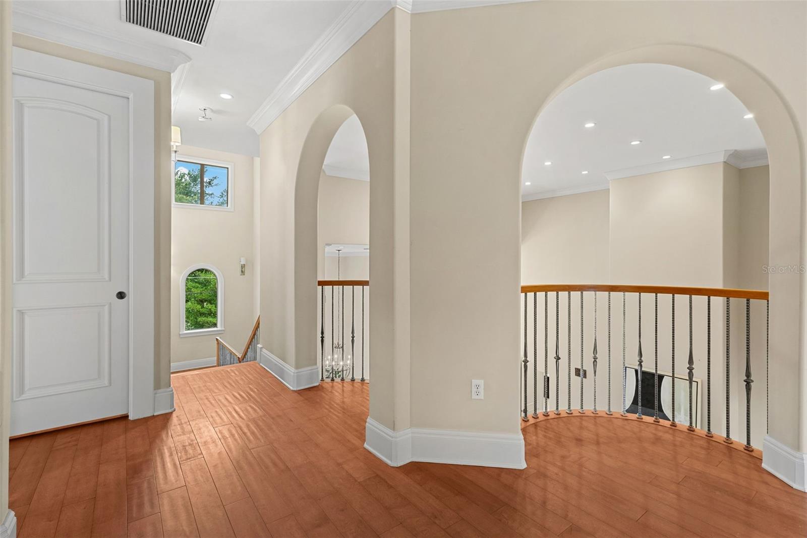 O6426052 Property Photo 31