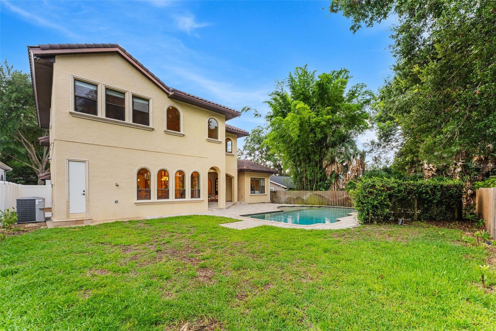 O6426052 Property Photo 69